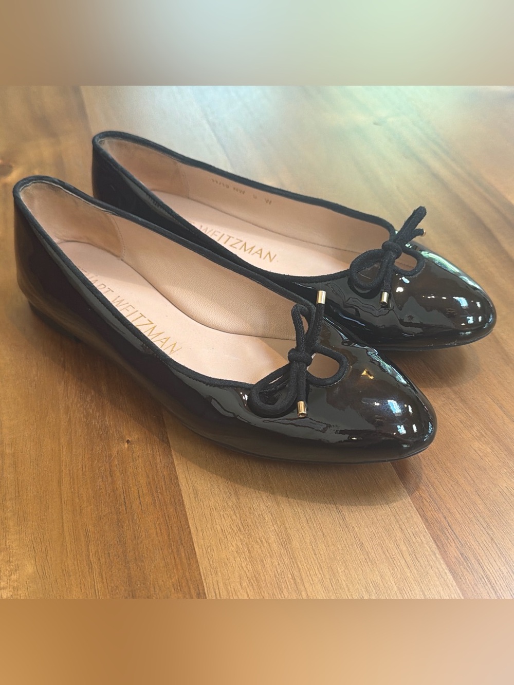 Stuart Weitzman Gabby Black Patent Leather Bow Ballet Flats Women's Size 9W Wide